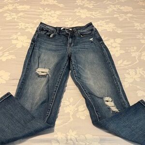 Stylish Blue Distressed Women's Straight Leg Jeans